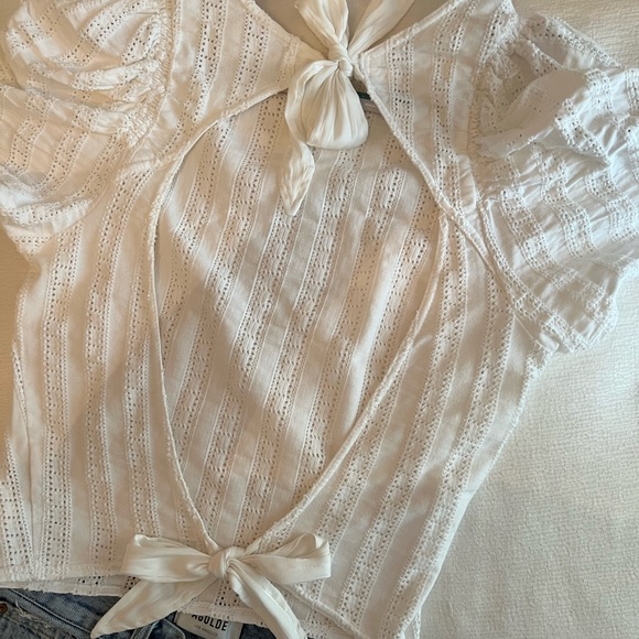 Free people  | open back 2 tie | puff shoulder - Picture 4 of 7